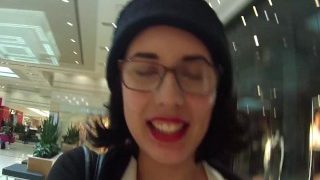 Public Cum Walk at the Mall!