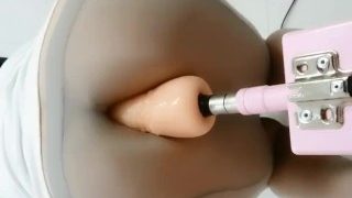 159 隔着灰丝袜插入肉色棒棒 拉粑粑在丝袜里