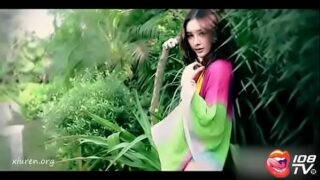 [108酱TV] 美腿尤物王馨漪妩媚万千活力泳装风情视频