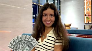 For money yes! – Or how Russian girls spend their time abroad