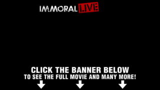 CHUBBY PAWG TAYLEE WOOD USES WHIPPED CREAM & SYRUP in TABOO THREESOME – IMMORAL FAMILY 4K