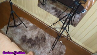 Curious Goddess – I couldn’t hold back and masturbated the masseur